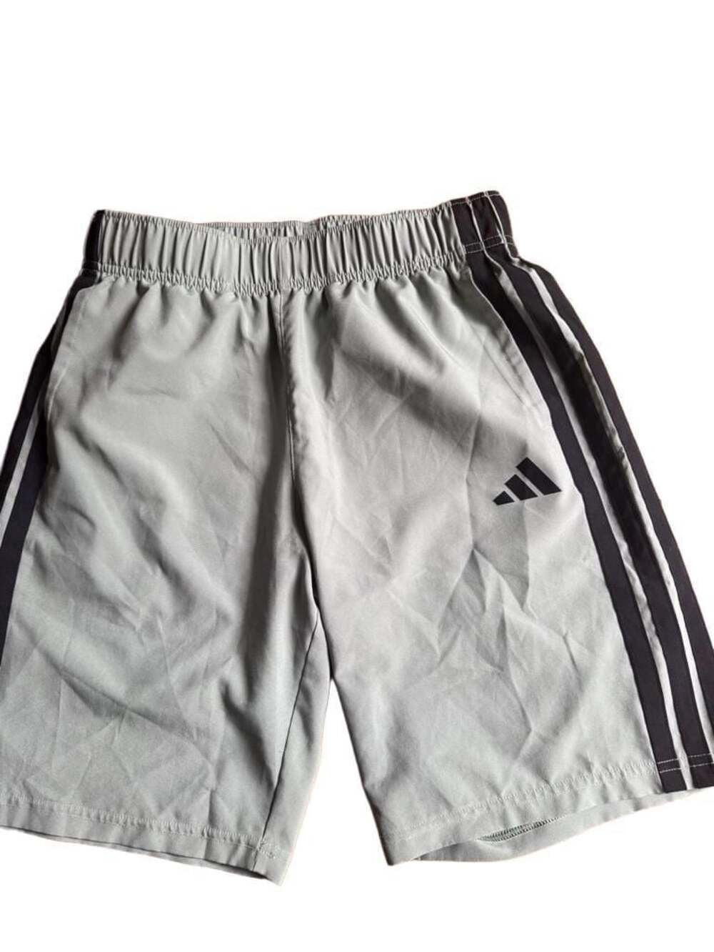Workout Essentials Base 3-Stripes Pique Short 9 Inch - Grey Five/Black, Size L y